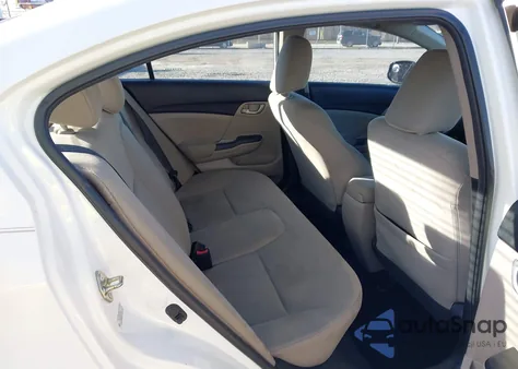 2013 Honda Civic Lx z USA, uszkodzony, nr VIN 2HGFB2F55DH573983